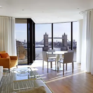 Appart hôtel Cheval Three Quays At The Tower Of *****